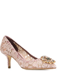 Бежевые кружевные туфли с украшением от Dolce & Gabbana