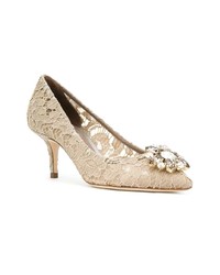 Бежевые кружевные туфли от Dolce & Gabbana