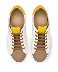 Мужские бежевые низкие кеды из плотной ткани от Fendi