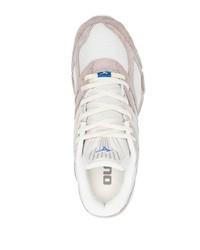 Мужские бежевые низкие кеды от Mizuno