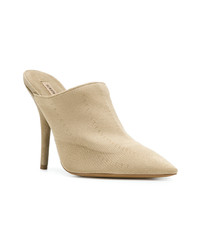 Бежевые сабо от Yeezy