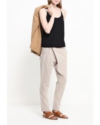 Бежевые узкие брюки от D.VA