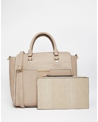 Бежевый клатч от Oasis