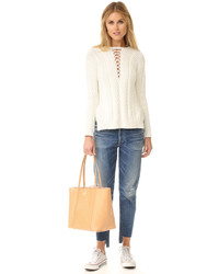 Женский бежевый свитер от Saylor