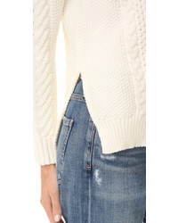 Женский бежевый свитер от Saylor