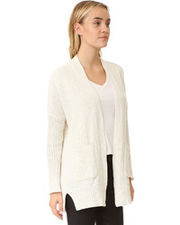 Женский бежевый свитер от d.RA