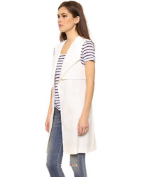 Женская белая безрукавка от Club Monaco