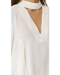 Белая блузка от Endless Rose