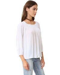 Белая блузка от Velvet