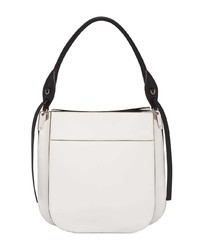Белая кожаная большая сумка от Prada