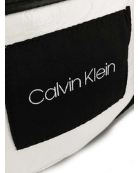 Белая кожаная поясная сумка от Calvin Klein