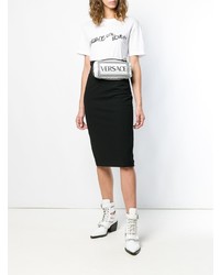 Белая кожаная поясная сумка от Versace