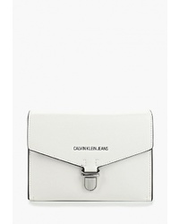 Белая кожаная сумка через плечо от Calvin Klein Jeans