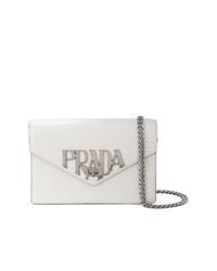 Белая кожаная сумка через плечо от Prada