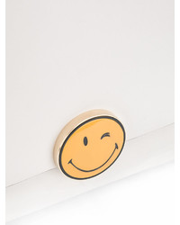 Женская белая кожаная сумка от Anya Hindmarch