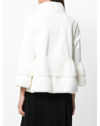 Белая короткая шуба