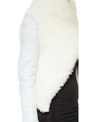 Белая короткая шуба от Gareth Pugh