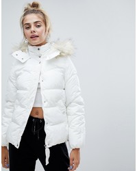 Женская белая куртка-пуховик от Bershka