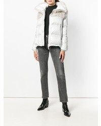 Женская белая куртка-пуховик от Sacai