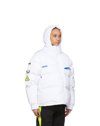 Женская белая куртка-пуховик от Ader Error