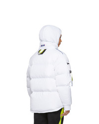 Женская белая куртка-пуховик от Ader Error