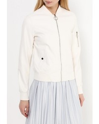 Женская белая куртка от B.Style