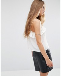 Женская белая майка с рюшами от Mango