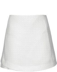 Белая мини-юбка с рельефным рисунком