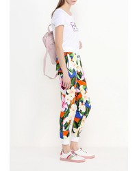 Женская белая футболка с круглым вырезом с принтом от EA7