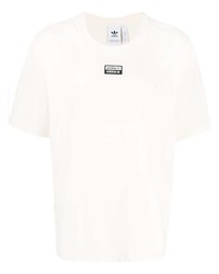 Мужская белая футболка с круглым вырезом от adidas