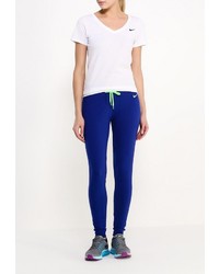 Женская белая футболка с круглым вырезом от Nike