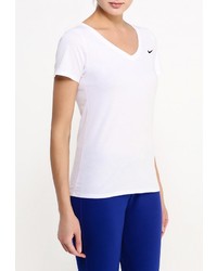 Женская белая футболка с круглым вырезом от Nike