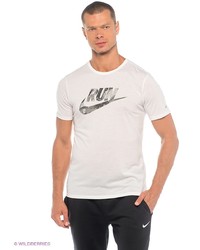Мужская белая футболка с принтом от Nike