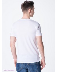 Мужская белая футболка с принтом от Oodji