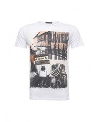 Мужская белая футболка от Aarhon