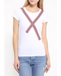 Женская белая футболка от Chic Chic