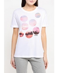 Женская белая футболка от Converse