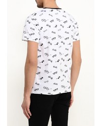 Мужская белая футболка от D-struct