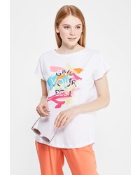 Женская белая футболка от DRYWASH