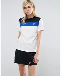 Женская белая футболка от Fred Perry