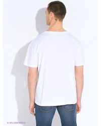 Мужская белая футболка от MAER