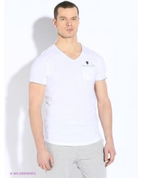 Мужская белая футболка от Mezaguz