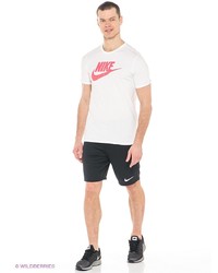 Мужская белая футболка от Nike