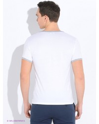 Мужская белая футболка от Oodji