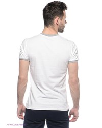 Мужская белая футболка от Oodji