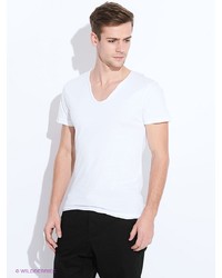 Мужская белая футболка от Oodji