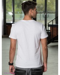 Мужская белая футболка от Voi Jeans