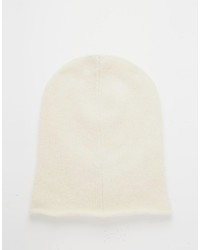 Женская белая шапка от Hat Attack