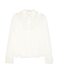 Белая шелковая блуза на пуговицах с украшением от Alice + Olivia