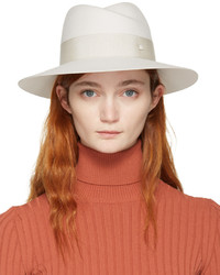 Женская белая шляпа от Maison Michel